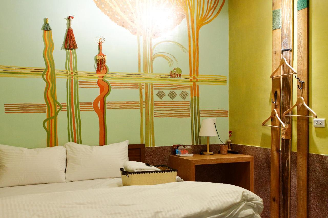 My Way House 好巷一弄民宿 Bed and Breakfast Tainan Exteriör bild